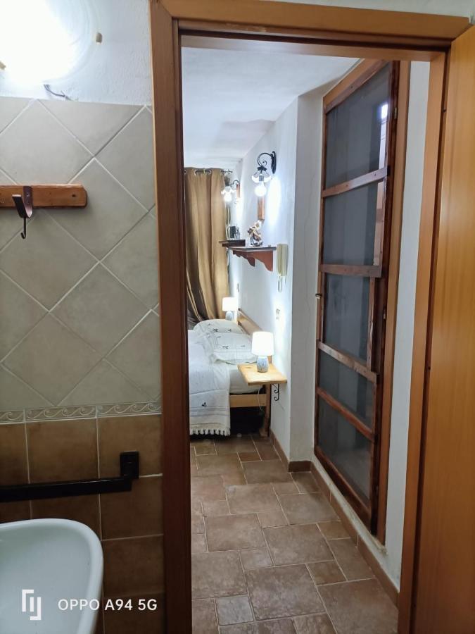 אמנדולארה La Taverna Di Angela מראה חיצוני תמונה